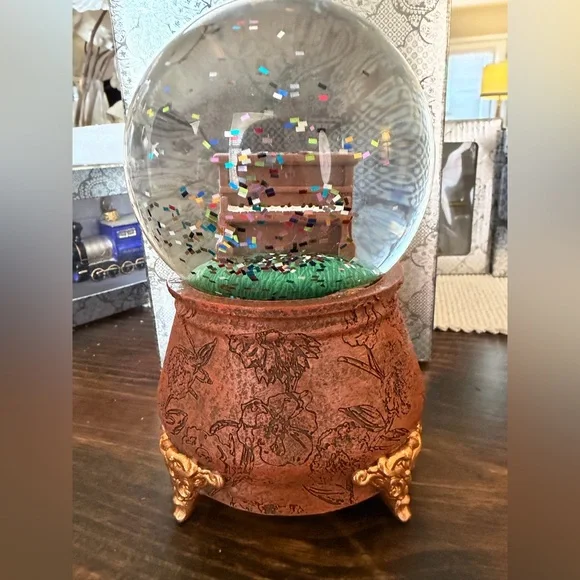 Taylor Swift “The Eras Tour Acoustic Piano” Snow Globe